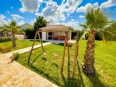 Holiday house Quiet 5 Bedroom Villa near Biograd - Outdoor photo 10