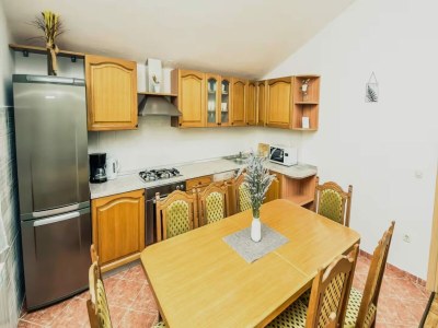 Holiday house Quiet 5 Bedroom Villa near Biograd - Features photo 13