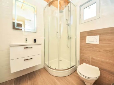 Holiday house Quiet 5 Bedroom Villa near Biograd - Features photo 16