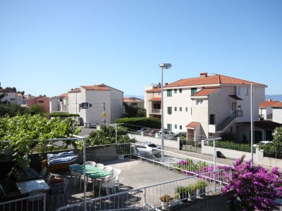 Apartment Three bedroom apartment with terrace Makarska A-6784-c - Outdoor photo 37