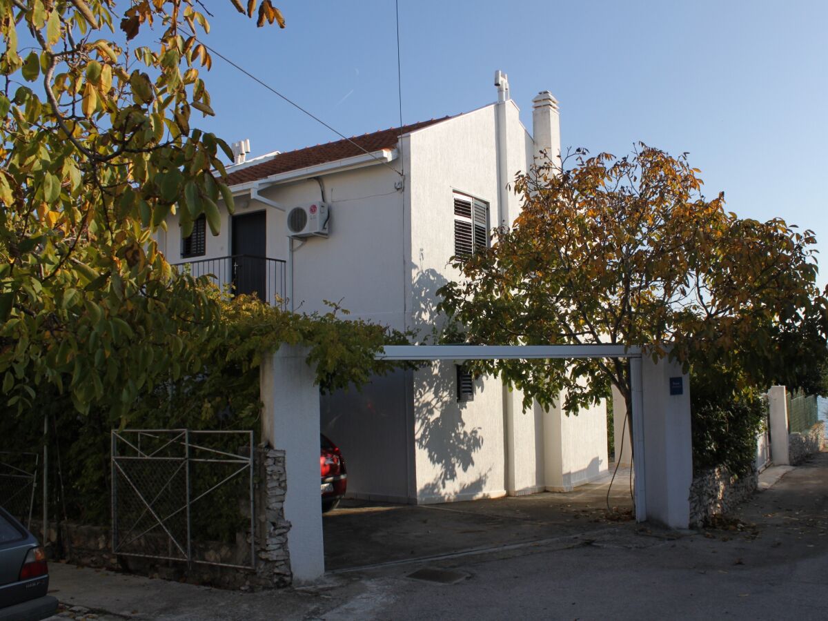 Apartment Three bedroom apartment near beach Rogoznica A-7499-a - Outdoor photo 5