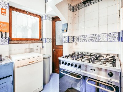 Holiday house Tranquil holiday home with pool in Sintra - Features photo 8