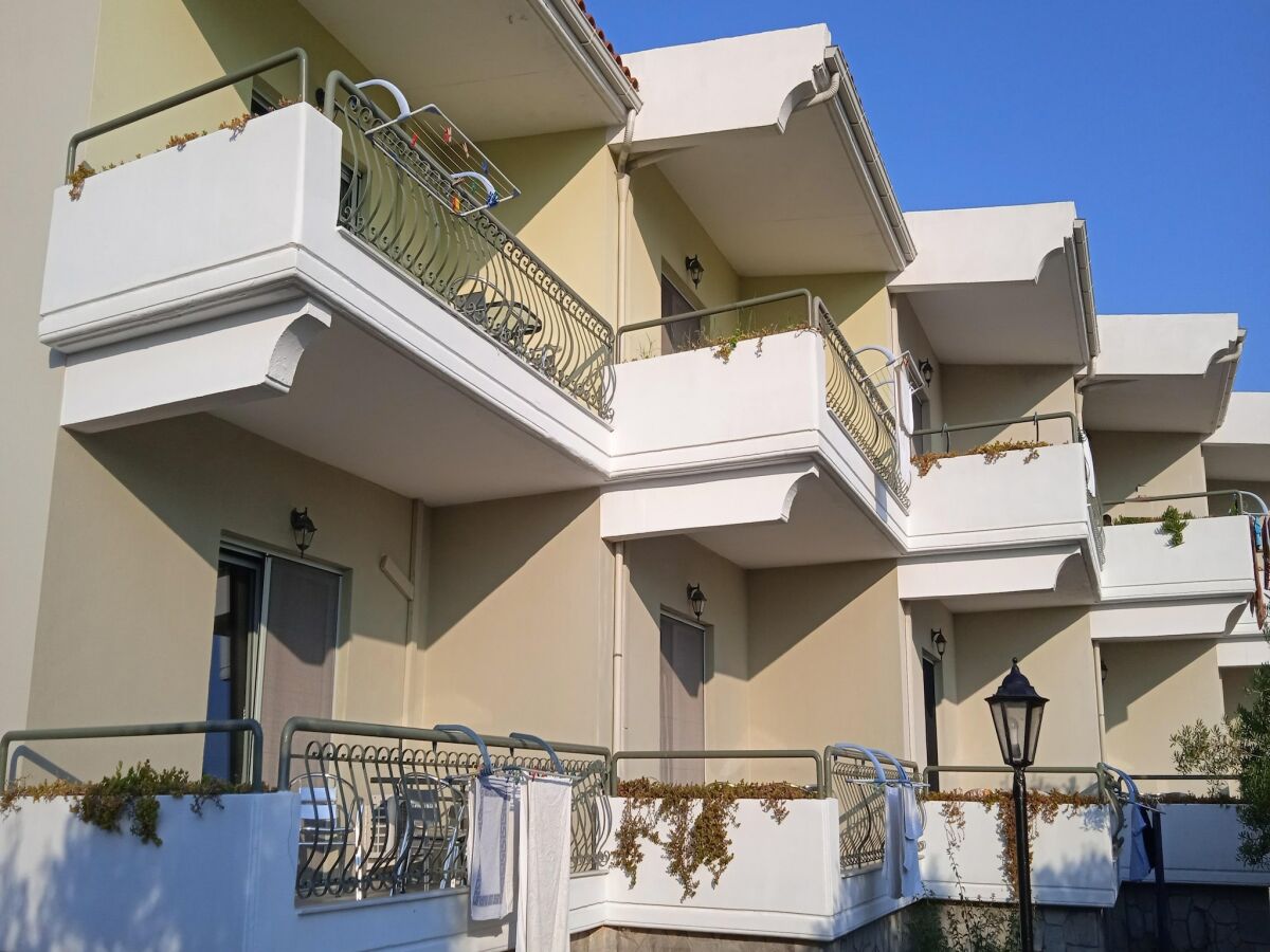 Holiday park Ferienwohnung in Gerakini mit Pool