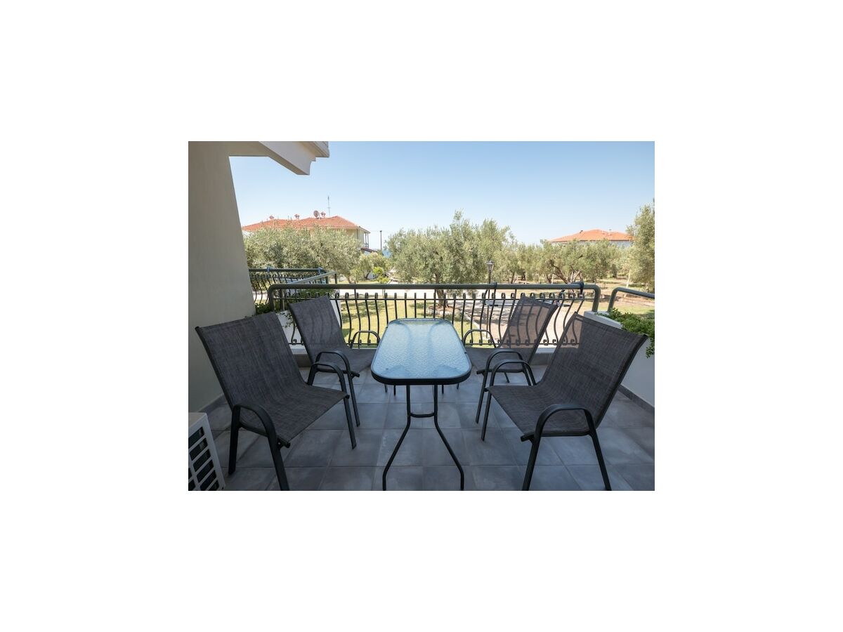 Holiday park Ferienwohnung in Gerakini mit Pool - Outdoor photo 2