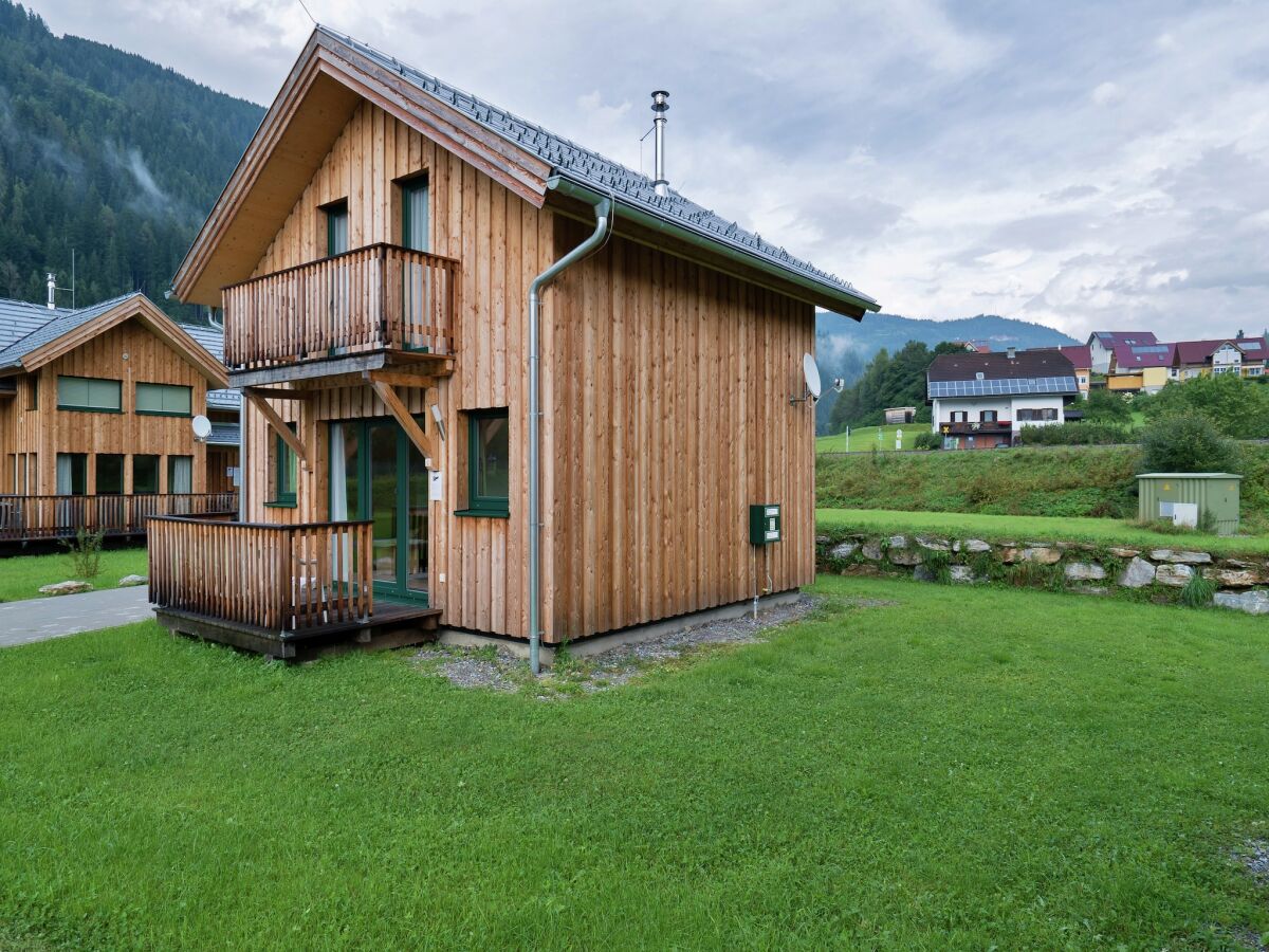 Holiday park Attraktives Chalet mit Whirlpool