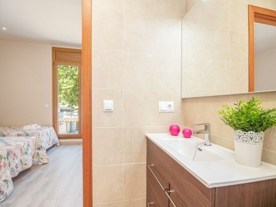 Villa Villa in Empuriabrava with Pool & Boat Mooring - Features photo 20