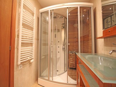 Villa Villa in Empuriabrava with Pool & Boat Mooring - Features photo 21