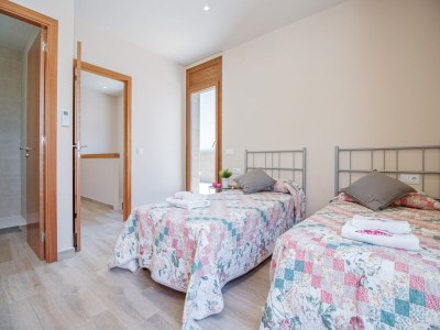 Villa Villa in Empuriabrava with Pool & Boat Mooring - Features photo 36