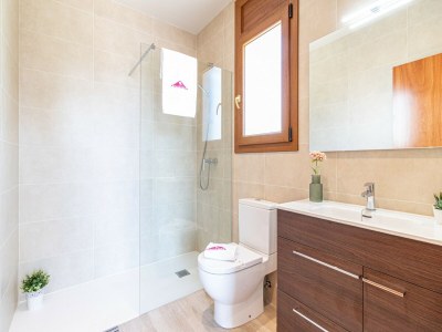 Villa Villa in Empuriabrava with Pool & Boat Mooring - Features photo 37