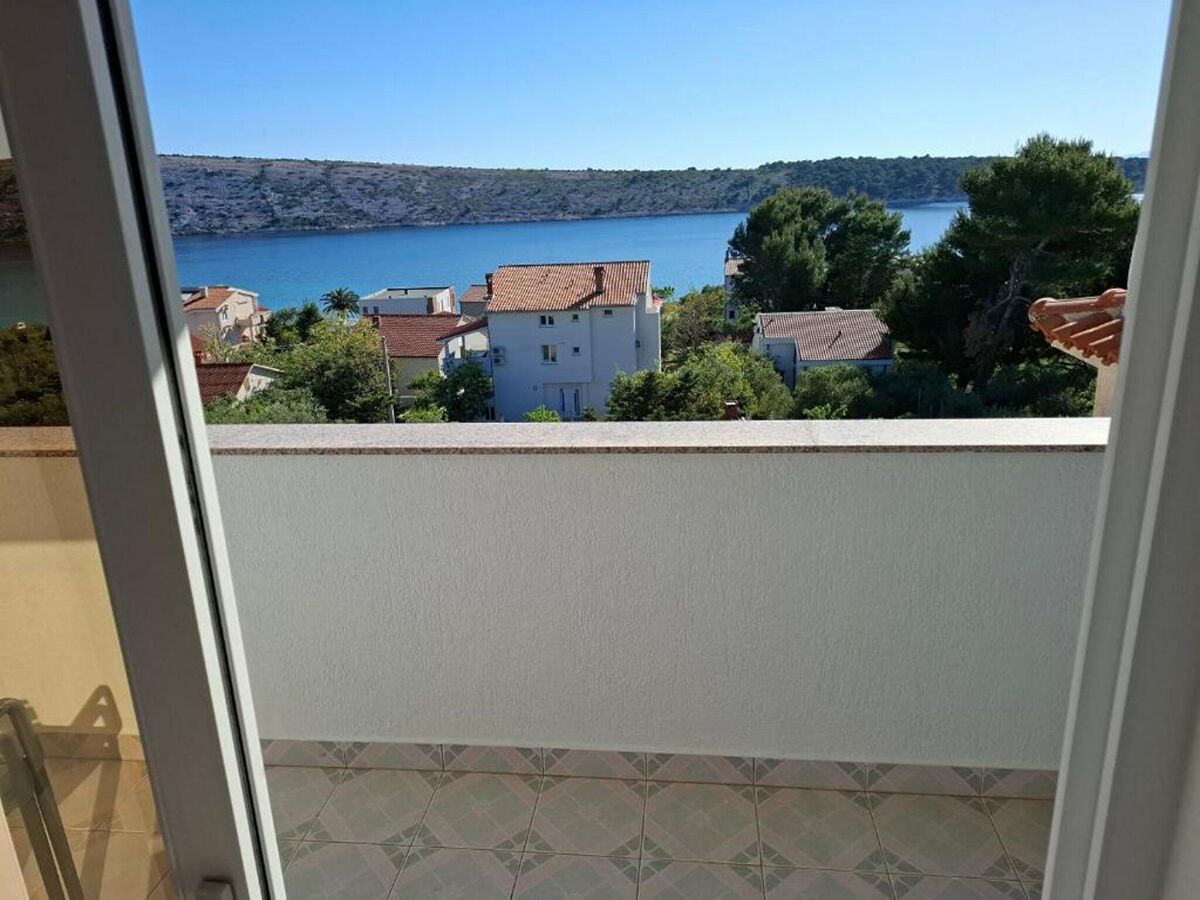 Apartment Rab Diving Mirko - Deluxe Double Room with Balcony and Sea View (2)