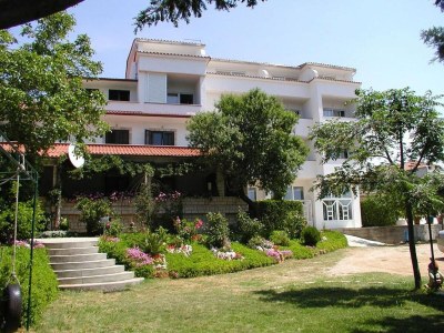 Apartment Rab Diving Mirko - Deluxe Double Room with Balcony and Sea View (3) - Outdoor photo 2