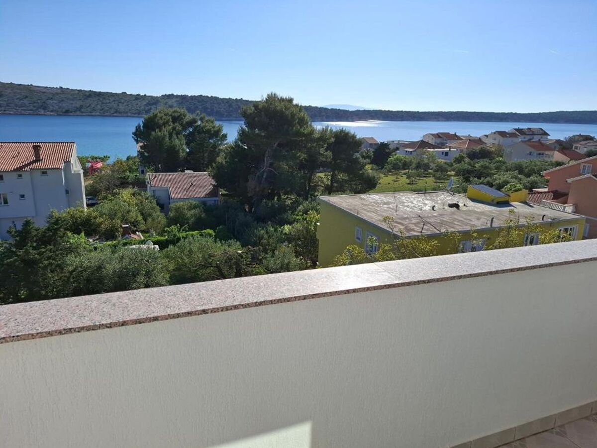 Apartment Rab Diving Mirko - One Bedroom Apartment with Sea View (3A) - Outdoor photo 4
