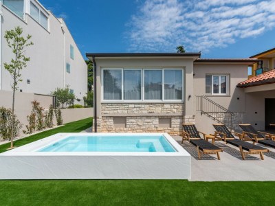 Holiday house Stylish Umag Villa Just 200 m from the Sea - Outdoor photo 10