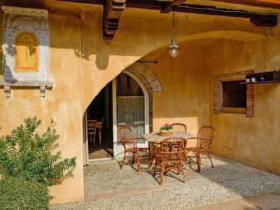 Holiday park Ferienhaus in Toscolano mit Parkplatz - Outdoor photo 16