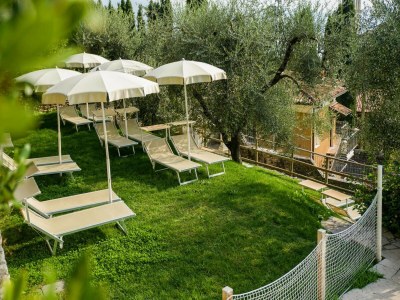 Holiday park Ferienhaus in Toscolano mit Parkplatz - Outdoor photo 18