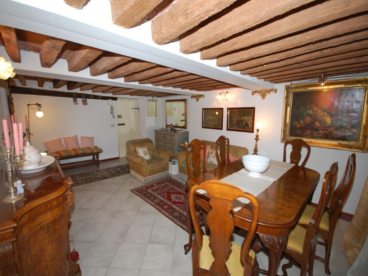 Apartment Apartment in Lucca near Historic City Walls - Features photo 5