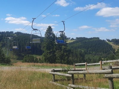 Apartment Kleine Wohnung nähe von Winterbergs Skikarussell - Environment photo 31