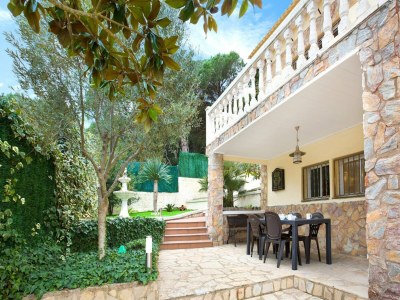 Villa Sea and mountain view villa with pool in Lloret de Mar - Villa