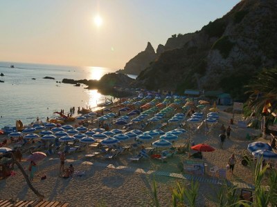 Apartment Holiday Haven near Santa Maria Beach - Environment photo 33