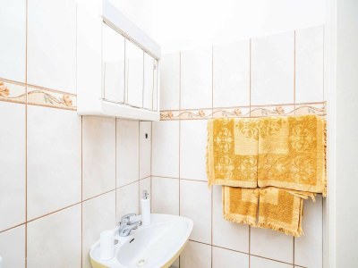 Apartment Apartments & Rooms Mara & Petrunjela - Deluxe Double Room with Sea View - Features photo 25