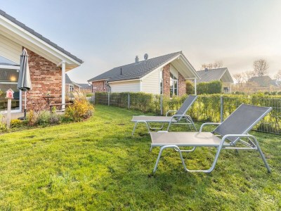 Holiday house Gemuetliches exklusives Ferienhaus in Dagebuell - Outdoor photo 13