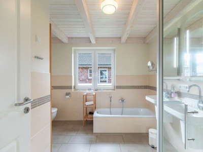 Holiday house Gemuetliches exklusives Ferienhaus in Dagebuell - Features photo 39