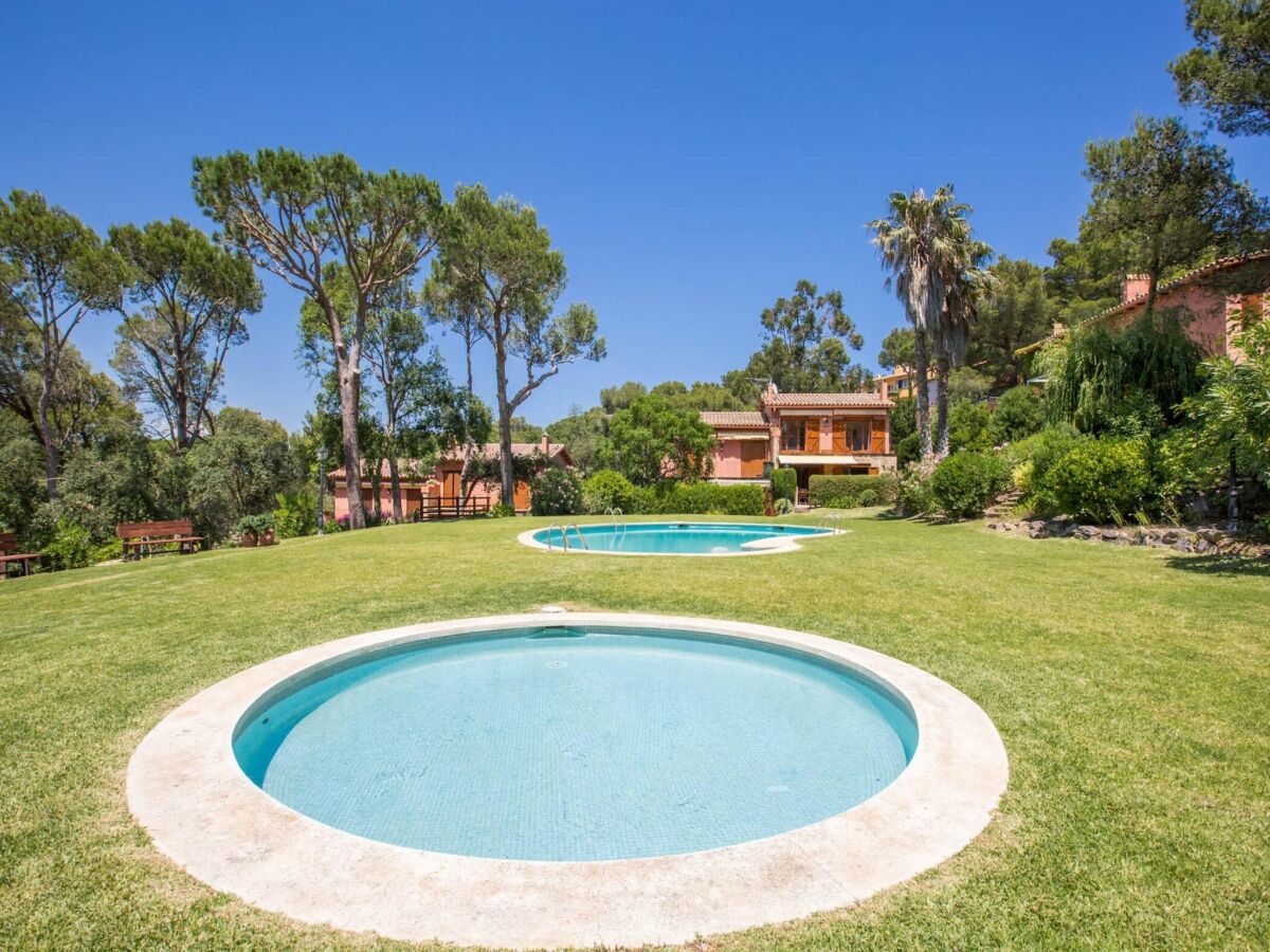 Villa Villa in Spain near Sandy Beach & Mountain Views - Outdoor photo 2