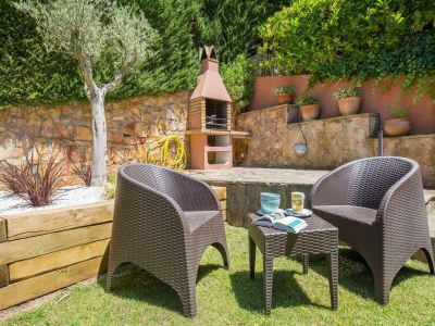 Villa Villa in Spain near Sandy Beach & Mountain Views - Outdoor photo 7