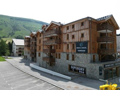 Apartment Apartment in France near Scenic Cafes & Markets in Les Deux Alpes - Apartment