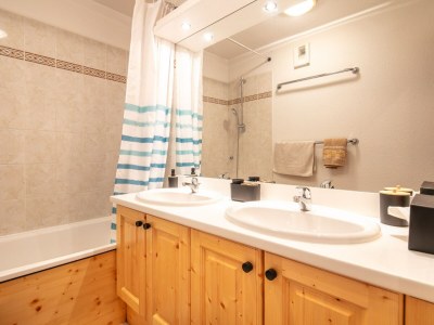 Apartment Unterkunft, nur wenige Schritte von den Pisten - Features photo 7