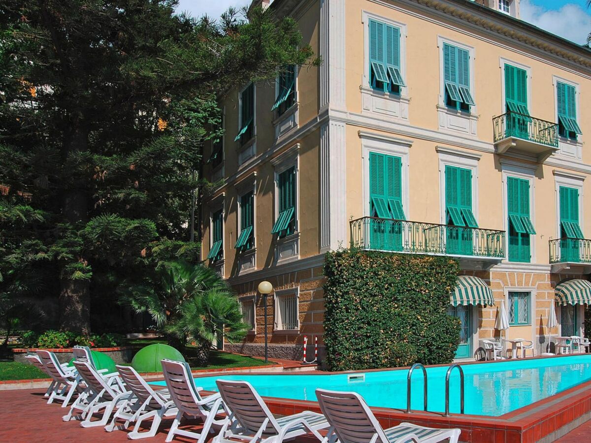 Holiday park Wohnung in Imperia - Outdoor photo 3