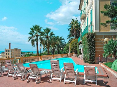 Holiday park Apartment in Imperia near Watersports - Outdoor photo 13