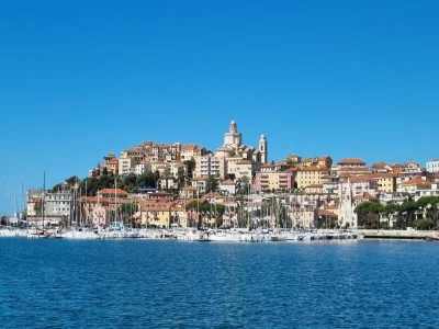 Holiday park Apartment in Imperia near Watersports - Environment photo 20