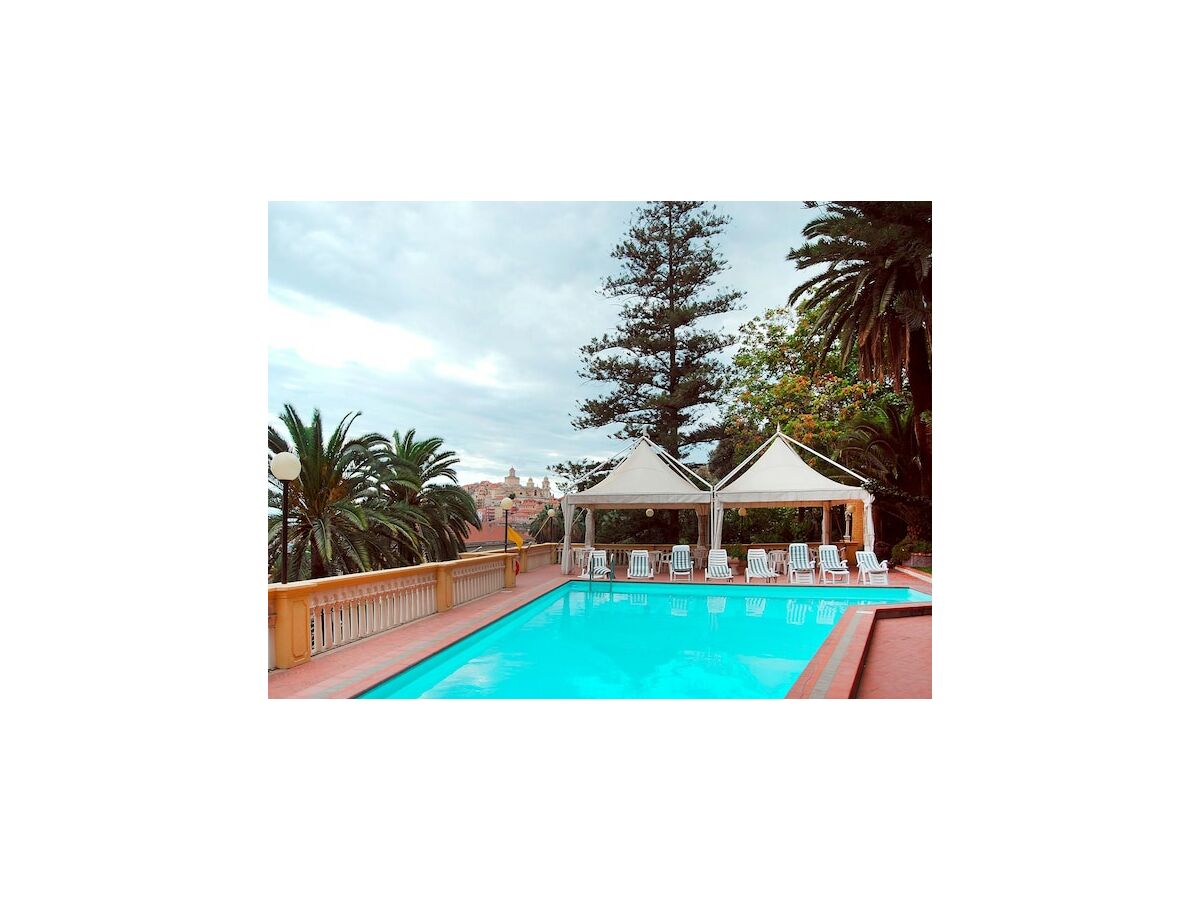 Holiday park Apartment in Imperia near the sea - Outdoor photo 4