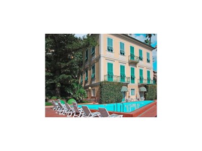 Holiday park Apartment in Imperia near the sea - Outdoor photo 9