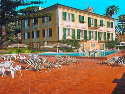 Holiday park Apartment in Imperia near the sea - Outdoor photo 3