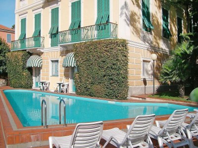 Holiday park Apartment in Imperia near the sea - Outdoor photo 4