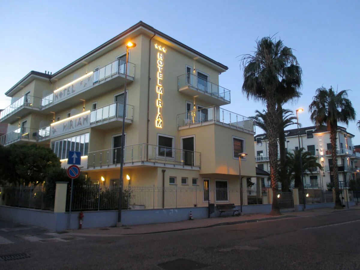 Apartment Relaxed Coastal Stay in Pietra Ligure