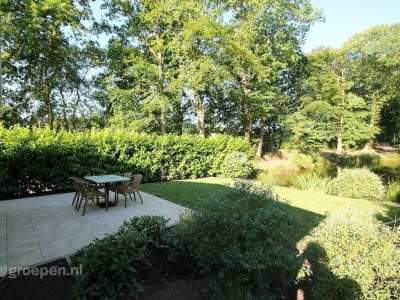 Villa a cozy holiday park on the large forest . - Outdoor photo 8