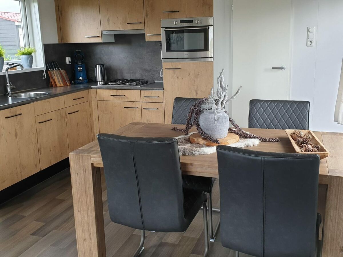 Chalet 4 person chalet on family park in Veere - Outdoor photo 5