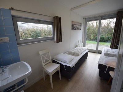 Bungalow House in Oostkapelle near Sandy Beach - Outdoor photo 14