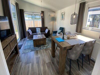 Chalet 4 person holiday chalet in Scherpenisse - Outdoor photo 3