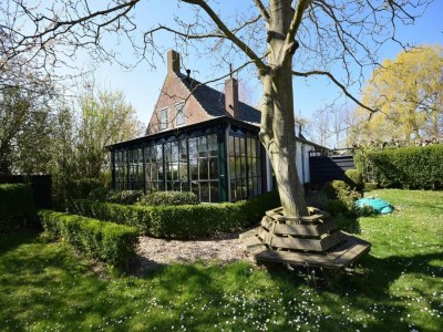 Villa Holiday Home in Oostkapelle near the Beach in Oostkapelle - Villa