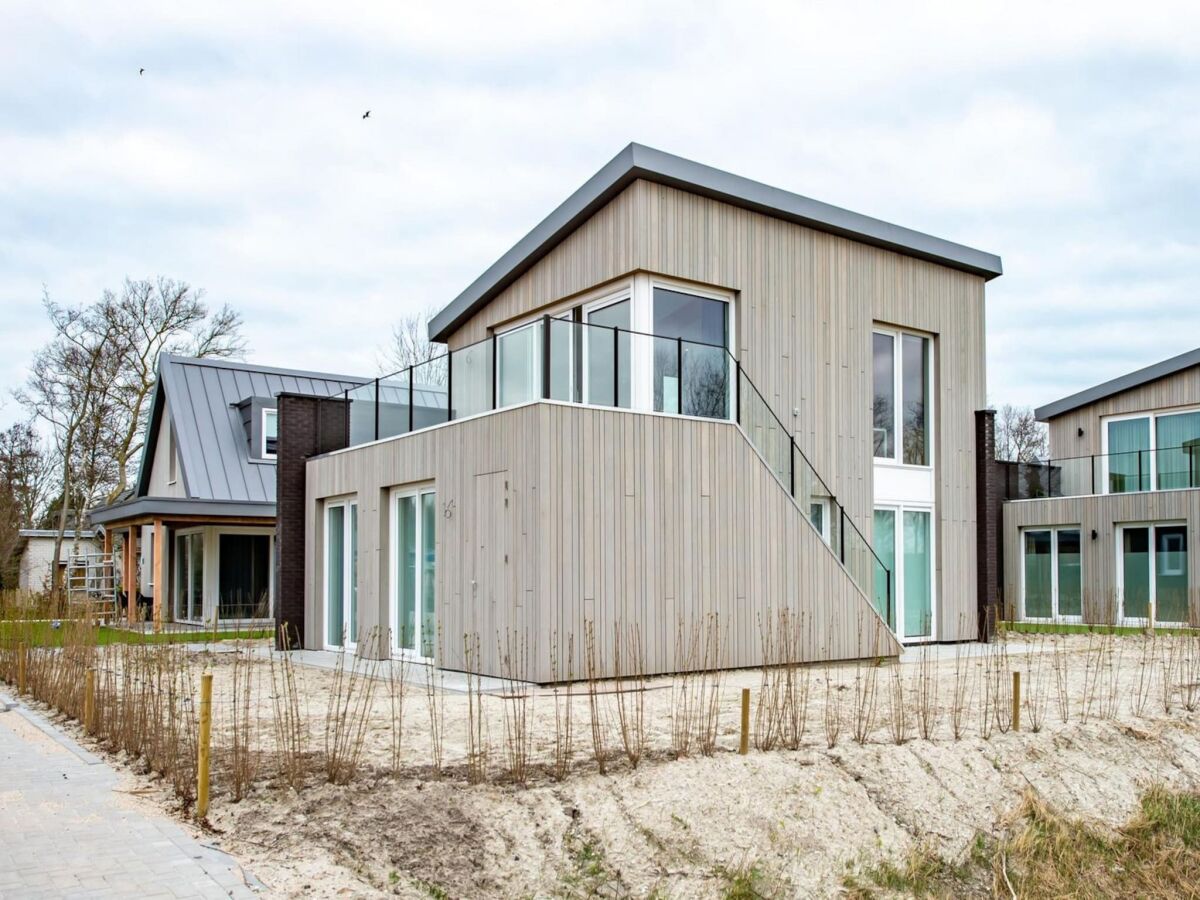 Villa 6-Person Holiday Home in Kamperland - Outdoor photo 2