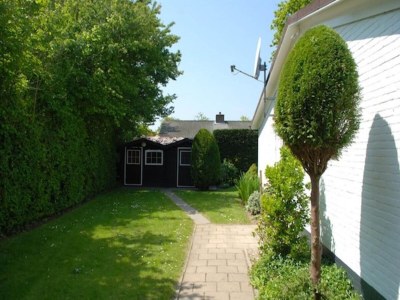 Bungalow 6-person holiday bungalow in Oostkapelle - Outdoor photo 17