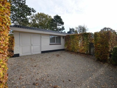 Bungalow 7-person vacation bungalow in Oostkapelle - Outdoor photo 4