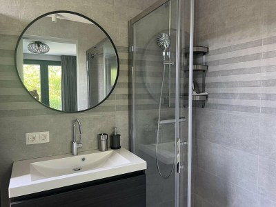 Chalet 6-person New holiday chalet in Scherpenisse - Outdoor photo 12