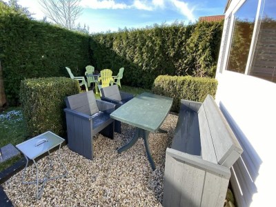 Chalet 4 person holiday chalet in Sint-Annaland - Outdoor photo 4