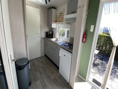 Chalet 4-person mobile home on Julianahoeve in Renesse - Outdoor photo 13