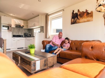 Holiday house Welcoming holiday home with garden - Features photo 13